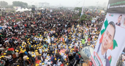 বীরের বেশে ঐতিহাসিক প্রত্যাবর্তন তারেক রহমানের, ছিলো লাখো মানুষের ঢল