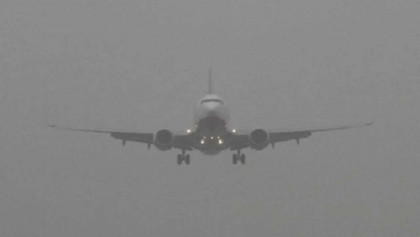 ঘন কুয়াশায় ঢাকার চার ফ্লাইট নামল কলকাতায়