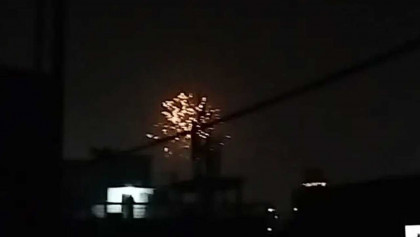 পুরান ঢাকায় মধ্যরাতে আতশবাজি ও উচ্চশব্দে গান