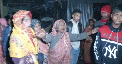 গাইবান্ধায় গাছচাপায় দুই জনের মৃত্যু