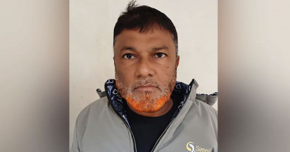 এসিল্যান্ড কার্যালয় থেকে বেরোনোর পর আ. লীগ নেতা আটক