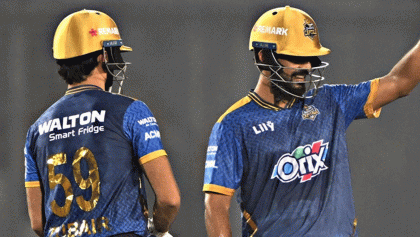 সাইফের স্বস্তির ফিফটিতে, লড়াকু পুঁজি ঢাকা ক্যাপিটালসের