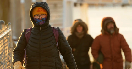 যুক্তরাষ্ট্রে তুষারঝড়ে বিদ্যুৎ বিচ্ছিন্ন, বাতিল ১৩ হাজারের বেশি ফ্লাইট