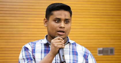 কেন্দ্রে মোবাইল নিষিদ্ধে ভোট ইঞ্জিনিয়ারিং-জালিয়াতির আশঙ্কা হাসনাতের