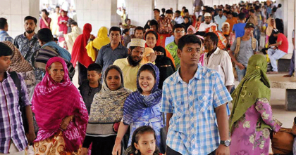 ‘ভোট দিতে যাচ্ছি, ঈদের মতো লাগছে