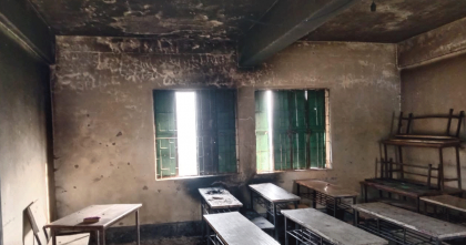 নেত্রকোনায় একাধিক ভোটকেন্দ্রের বুথে অগ্নিসংযোগ, পুড়েছে বেঞ্চ, ফ্যান ও লাইট