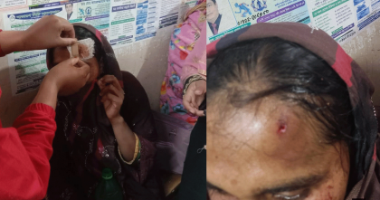 ভোটার স্লিপ বিতরণের সময় জামায়াতের মহিলা নেতৃবৃন্দের উপর বিএনপির হামলা 