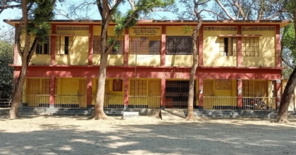 পাবনায় জামায়াতের এজেন্টকে কেন্দ্রে প্রবেশে বাধা