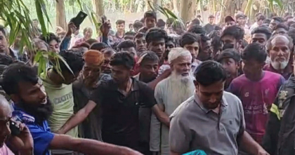 গাইবান্ধায় সেপটিক ট্যাংক থেকে কিশোরীর গলাকাটা মরদেহ উদ্ধার