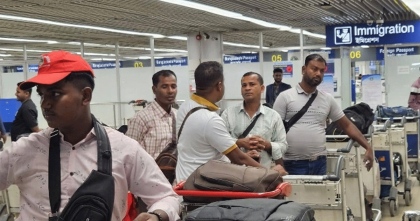 মধ্যপ্রাচ্যগামী ২৭ ফ্লাইট বাতিল, বিমানবন্দরে অনিশ্চয়তায় যাত্রীরা 