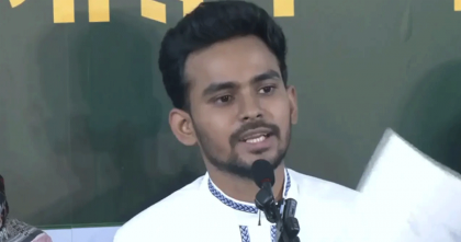 বাবা-মা, স্ত্রী ও নিজের ব্যাংক হিসাব উন্মুক্ত করলেন আসিফ মাহমুদ