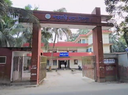 চাঁদপুরে কিশোরীকে ধর্ষণের অভিযোগে পিতার বাড়িতে তালা, এলাকায় উত্তেজনা