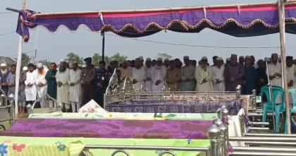 বিয়ের বাড়ি থেকে কবরস্থান; বাগেরহাটে সড়ক দুর্ঘটনায় নিহত ১৪ জনের দাফন সম্পন্ন