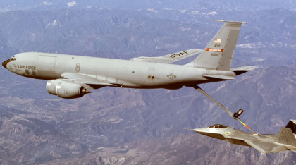 ইরাকে মার্কিন রিফুয়েলিং বিমান বিধ্বস্ত, হতাহতের তথ্য অস্পষ্ট