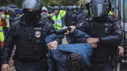 সংযুক্ত আরব আমিরাতে ভুয়া ভিডিও প্রচারের অভিযোগে বাংলাদেশিসহ ১০ জন গ্রেপ্তার

