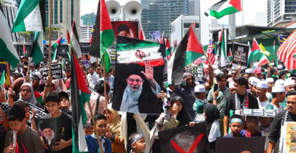 আল-কুদস দিবসে টাইমস স্কয়ারে বিক্ষোভ, ফিলিস্তিনের পক্ষে স্লোগান

