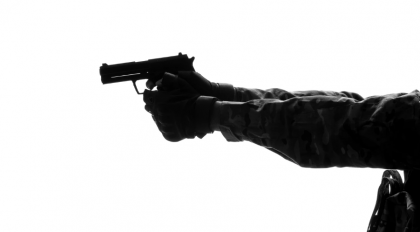 কেন্দ্রীয় শহিদ মিনার এলাকায় গুলির ঘটনা, একজন গুলিবিদ্ধ

