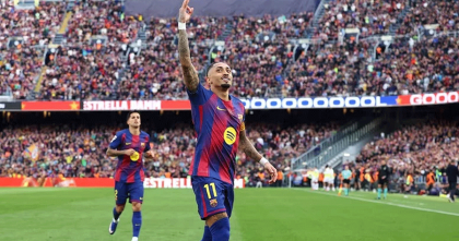 রাফিনিয়ার হ্যাটট্রিকে বড় জয়, শীর্ষস্থান আরও মজবুত বার্সেলোনার