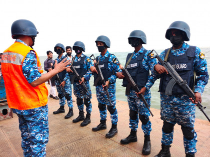 ঈদ যাত্রাকে নিরাপদ রাখতে কোস্ট গার্ড দক্ষিণ জোন