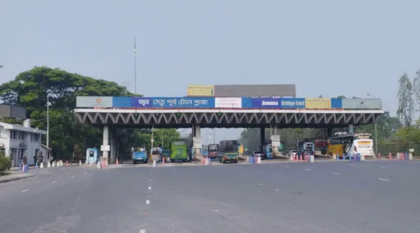 একদিনে যমুনা সেতুতে ১০ হাজারের বেশি অতিরিক্ত যানবাহন পারাপার