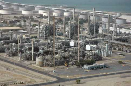 কুয়েতের দুই তেল শোধনাগারে ড্রোন হামলা, ফায়ার সার্ভিসের ৬ টিম কাজ করছে