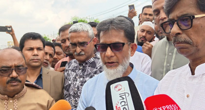 কুমিল্লা'য় ট্রেন-বাস দুর্ঘটনায় নিহতদের সহায়তা দিবে সরকার-রেলপ্রতিমন্ত্রী

