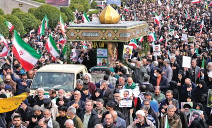 ইরানের ওপর নিষেধাজ্ঞা শিথিল করেও তেলের দাম কমাতে পারেনি যুক্তরাষ্ট্র