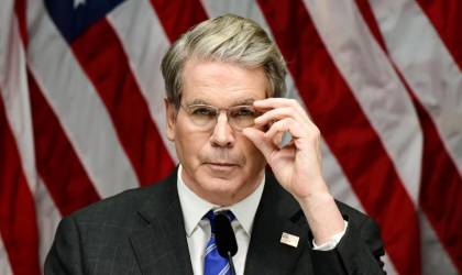 হরমুজে ইরানের সামরিক ঘাঁটি ধ্বংস না হওয়া পর্যন্ত যুক্তরাষ্ট্রের অভিযান চলবে