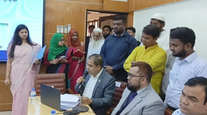 দুই মিনিটে অর্ধশতাধিক ‘স্যার’: রংপুরে ডিসির বক্তব্য ঘিরে বিতর্ক