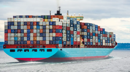 হরমুজ প্রণালিতে বিদেশি জাহাজের জন্য টোল বাধ্যতামূলক করতে আইন করছে ইরান