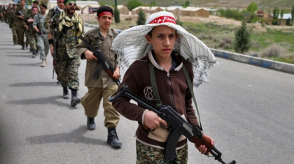 ইরানে যুদ্ধকালীন সহায়তা কার্যক্রমে ১২ বছর বয়সি শিশুদের যুক্ত হওয়ার সিদ্ধান্ত