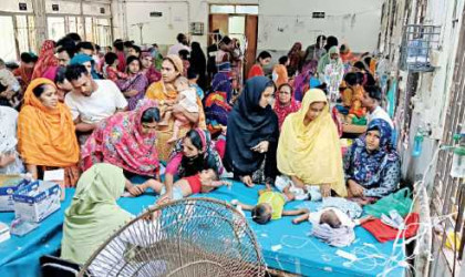 রাজশাহী মেডিক্যালে আইসিইউ শয্যা সংকটে ১৮ দিনে ৫১ শিশুর মৃত্যু