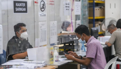 মালয়েশিয়ায় বিদেশি শ্রমিক নিয়োগে নতুন ডিজিটাল প্ল্যাটফর্মের প্রস্তাব নিয়ে প্রশ্ন