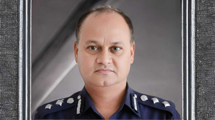 সাবেক অতিরিক্ত ডিআইজি মোজাম্মেলের বিরুদ্ধে দুর্নীতির অভিযোগ অনুসন্ধানে দুদক