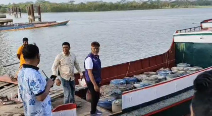 পটুয়াখালীতে ৬ হাজার ২০০ লিটার ডিজেল ও পেট্রোল জব্দ