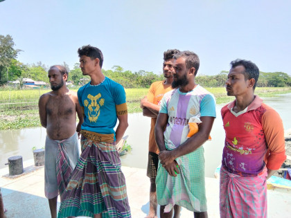 খাস জমির মাটি কাটায় তিন ইটভাটাকে ৬ লাখ টাকা জরিমানা