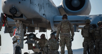 সেই পাইলটকে বোমা মেরে হত্যার চেষ্টা করছে যুক্তরাষ্ট্র