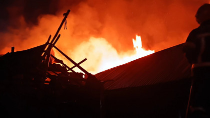 টঙ্গীতে অগ্নিকাণ্ডে পুড়েছে ৪০টি বসতঘর, এক ঘণ্টায় নিয়ন্ত্রণে আগুন