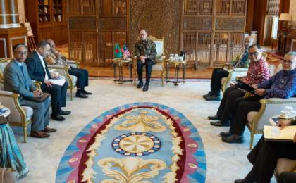 মালয়েশিয়ায় শ্রম বাজার ও দ্বিপাক্ষিক সম্পর্ক নিয়ে বৈঠক

