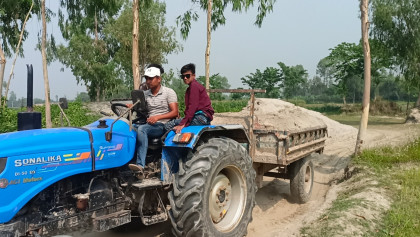 এসিল্যান্ডের জব্দ করা ২১ হাজার সিএফটি বালু লুট, নিলাম স্থগিত