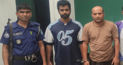 পুলিশের ওপর দুই দফা হামলা, যুবদল নেতাসহ গ্রেপ্তার ২