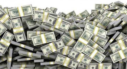 রেমিট্যান্সে ভর করে রিজার্ভ ৩৫ বিলিয়ন ডলার ছাড়াল