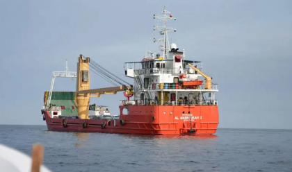 মার্কিন অবরোধের প্রতিবাদে আবারও হরমুজ প্রণালি বন্ধ করে দিল ইরান