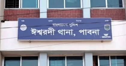 পদ্মা নদীতে টহলরত নৌ পুলিশের ওপর হামলা, ওসিসহ ৫ সদস্য গুলিবিদ্ধ