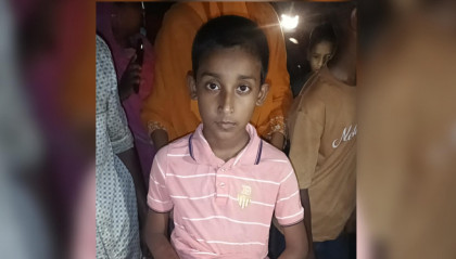 জয়পুরহাটে মাদ্রাসা ছাত্রকে মারধর: ক্ষুব্ধ এলাকাবাসী 