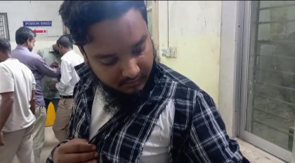 ক্ষেতলাল ইউএনওর কক্ষে সাংবাদিকের উপর বিএনপি নেতার হামলা 