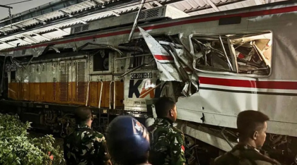 ইন্দোনেশিয়ায় দুই ট্রেনের সংঘর্ষ, নিহত ৪