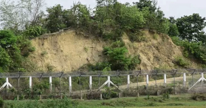 মিয়ানমারের অভ্যন্তরে ব্যাপক গোলাগুলি, সীমান্তে আতঙ্ক