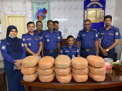 তালাবদ্ধ ঘর থেকে ১৫ লাখ টাকার ৩০ কেজি গাঁজা উদ্ধার, পলাতক ভাড়াটিয়া 