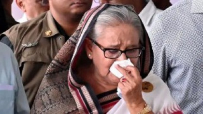 সিরাজগঞ্জে হাসিনাসহ ২৬২ জনের বিরুদ্ধে গ্রেপ্তারি পরোয়ানা

